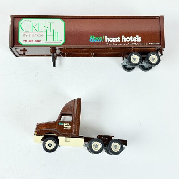 Winross 1990's Diecast Truck 1:64 Scale Horst Hotels Crest Hill Hilton Promo - Picture 4 of 9
